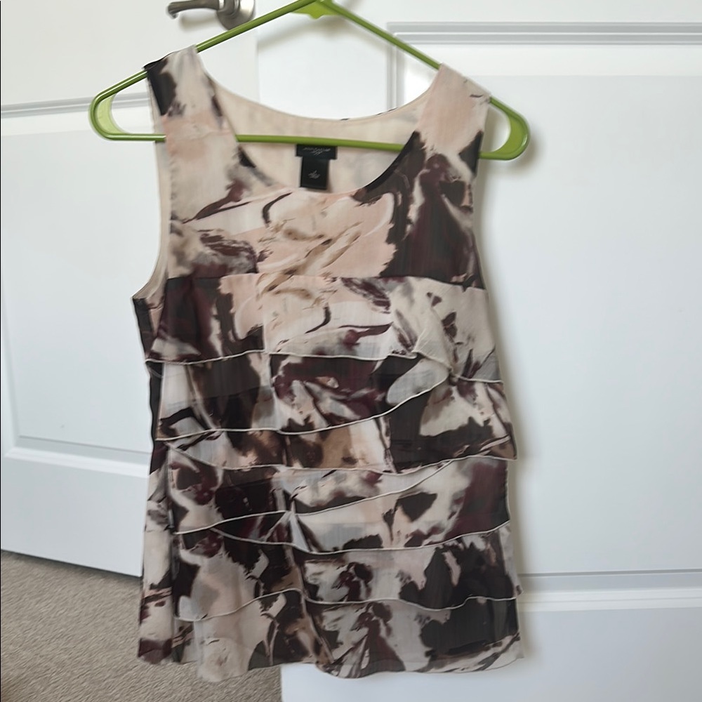 Sleeveless Ruffle Top in Plum and Cream